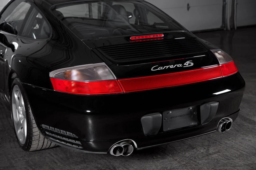 2004 Porsche 996 Carrera 4S - Image 25 of 31