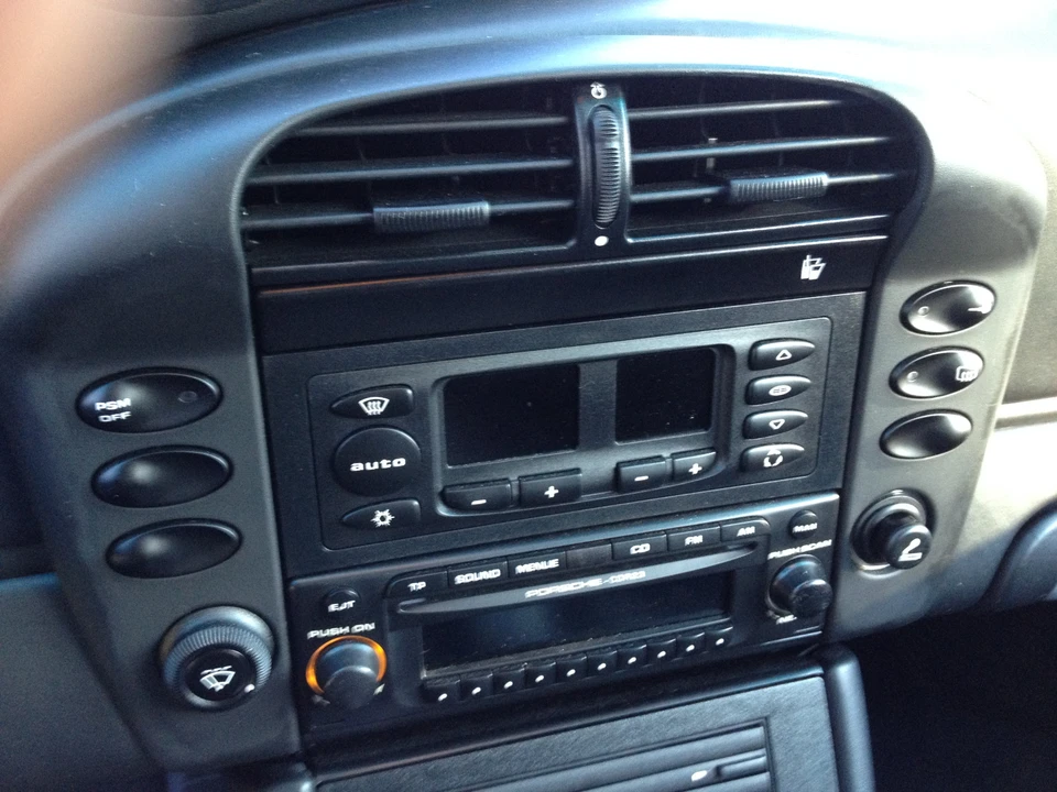 2004 Porsche 996 Carrera 4S - Image 24 of 31