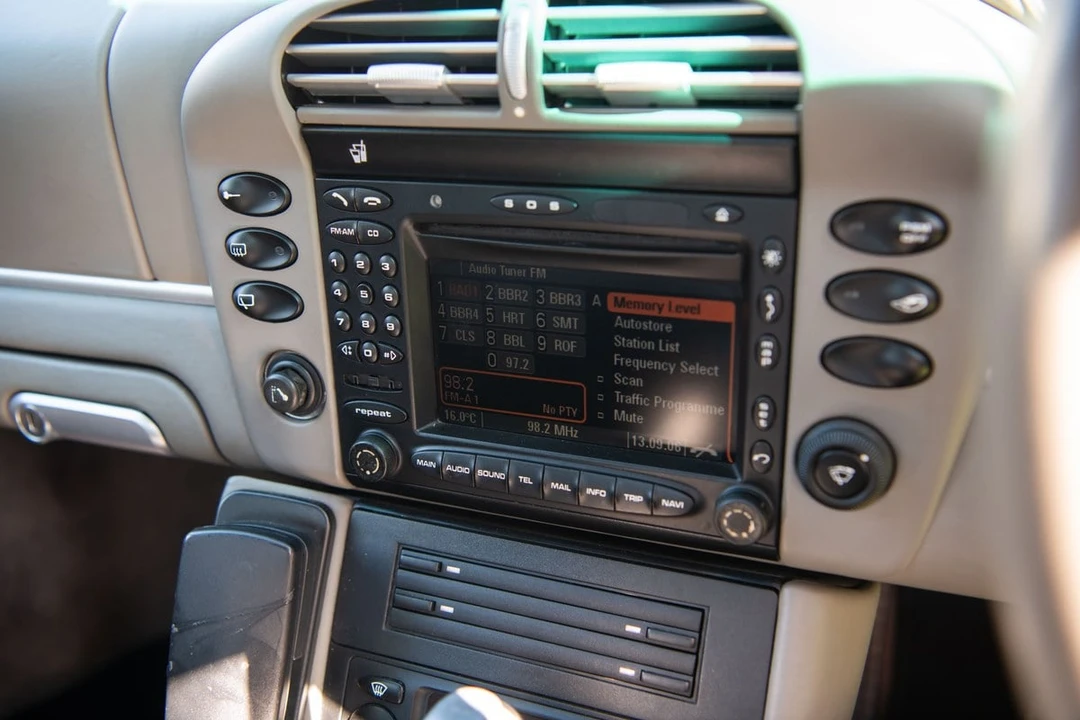 2004 Porsche 996 Carrera 4S - Image 14 of 31