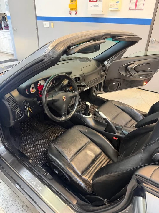 2004 Porsche 996 Carrera 4S - Image 19 of 20