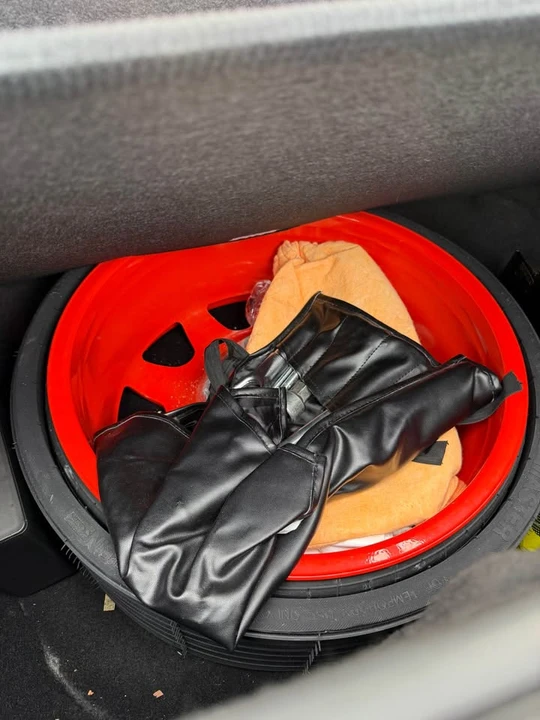 2004 Porsche 996 Carrera 4S - Image 12 of 20