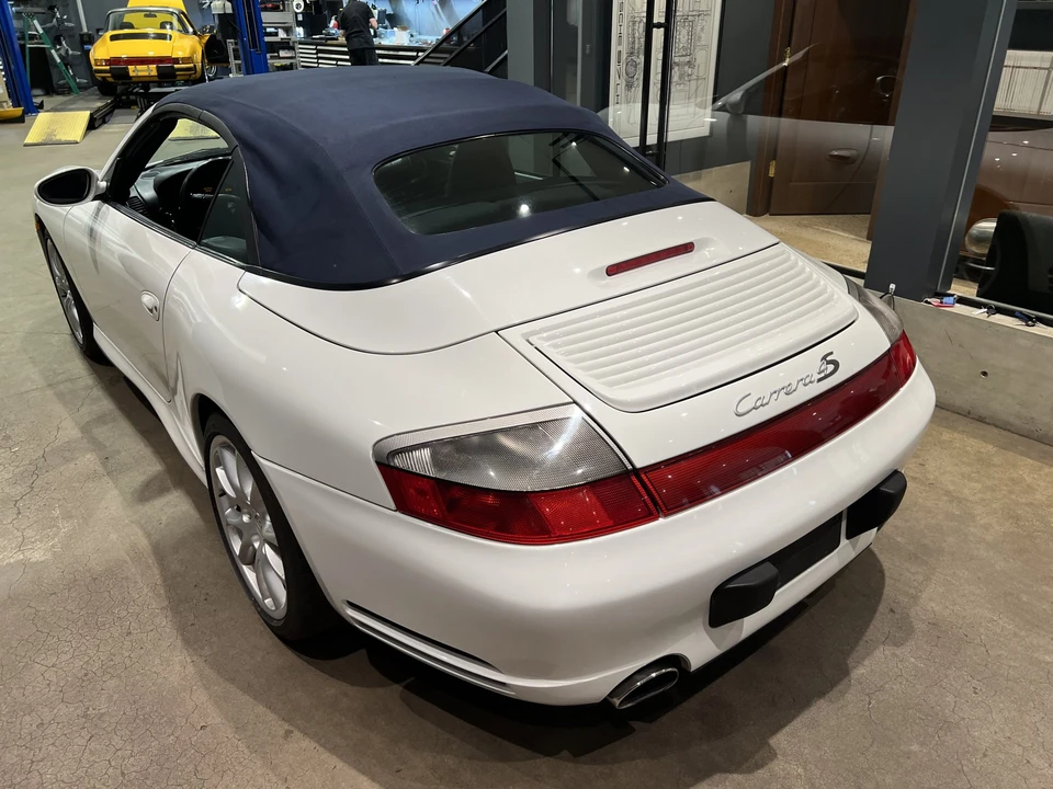 2004 Porsche 996 Carrera 4S - Image 10 of 31