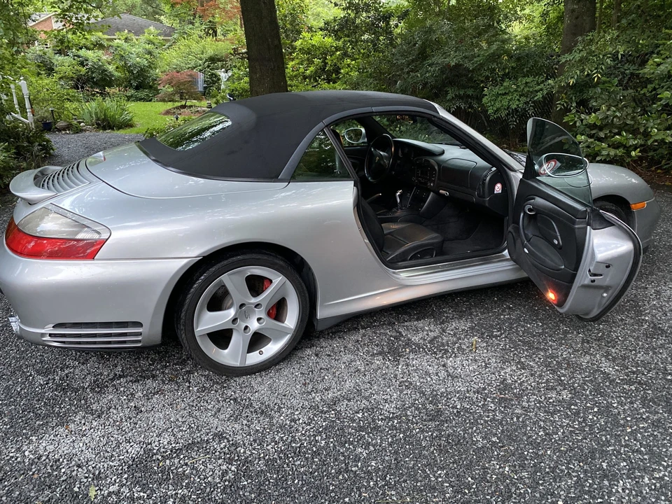 2004 Porsche 996 Carrera 4S - Image 26 of 31