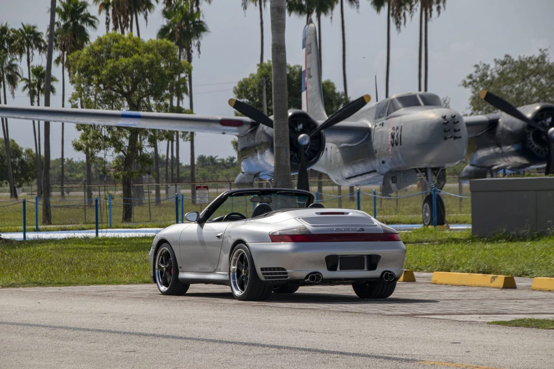 2004 Porsche 996 Carrera 4S - Image 7 of 31