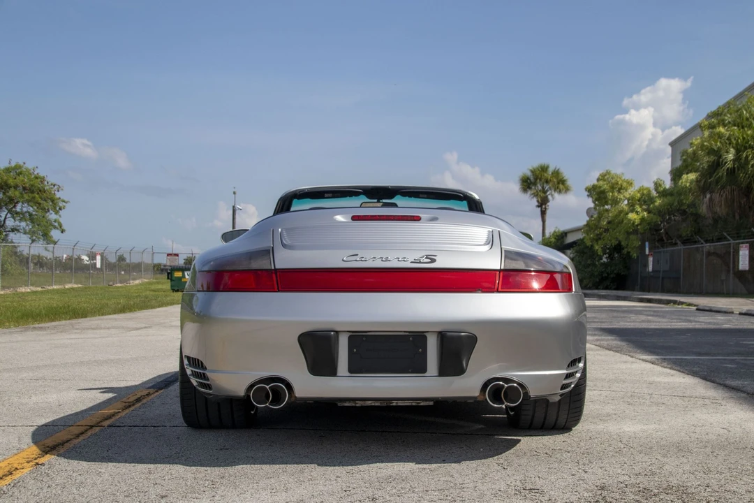 2004 Porsche 996 Carrera 4S - Image 10 of 31