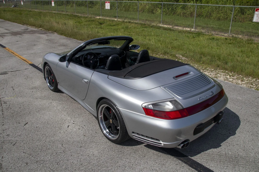 2004 Porsche 996 Carrera 4S - Image 9 of 31