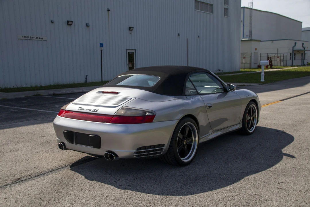 2004 Porsche 996 Carrera 4S - Image 23 of 31