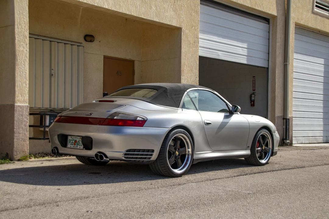 2004 Porsche 996 Carrera 4S - Image 25 of 31