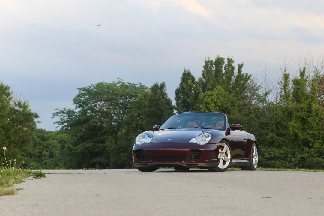 2004 Porsche 911 - Image 5 of 31