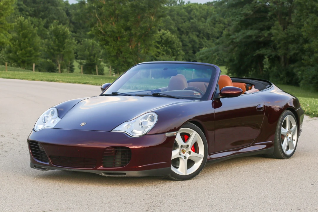2004 Porsche 911 - Image 7 of 31