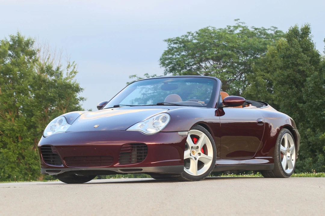 2004 Porsche 911 - Image 9 of 31