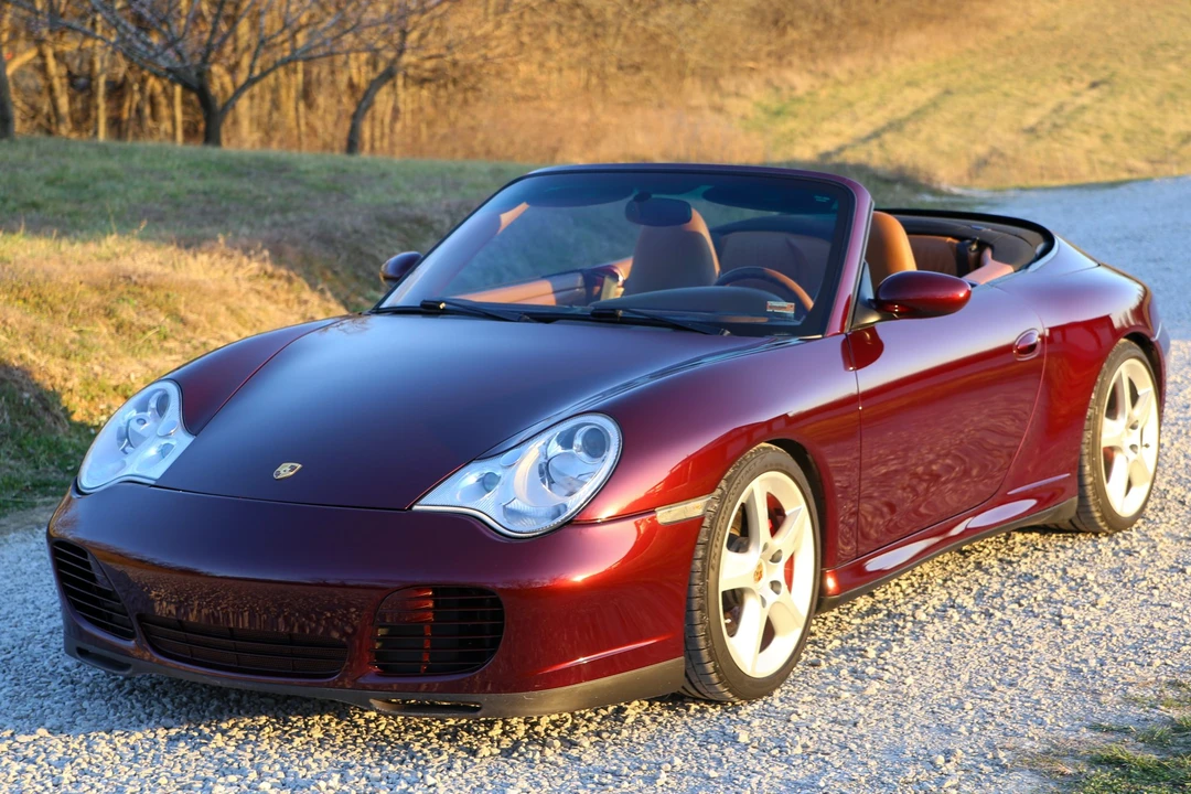 2004 Porsche 911 - Image 15 of 31