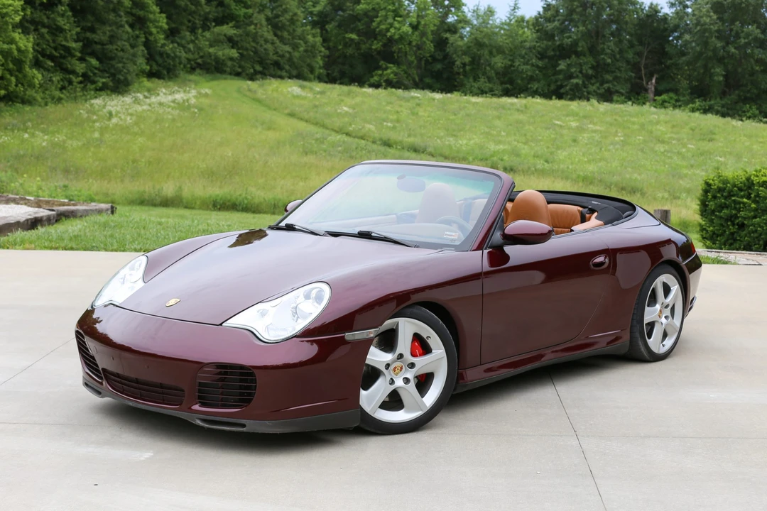 2004 Porsche 911 - Image 13 of 31