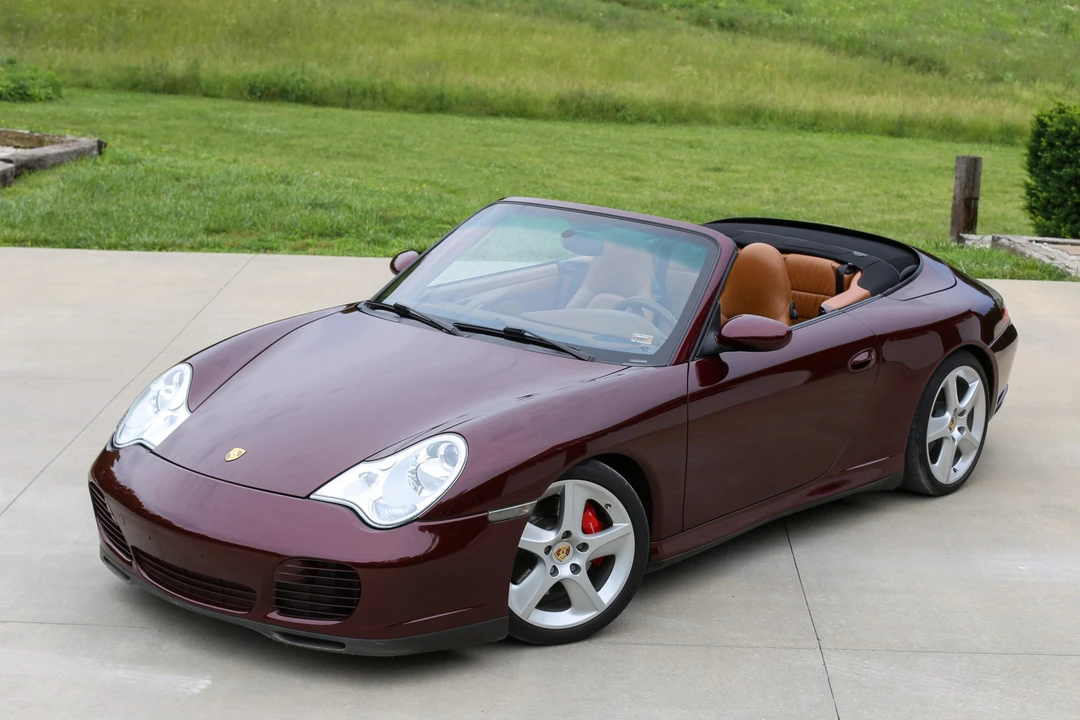 2004 Porsche 911 - Image 12 of 31