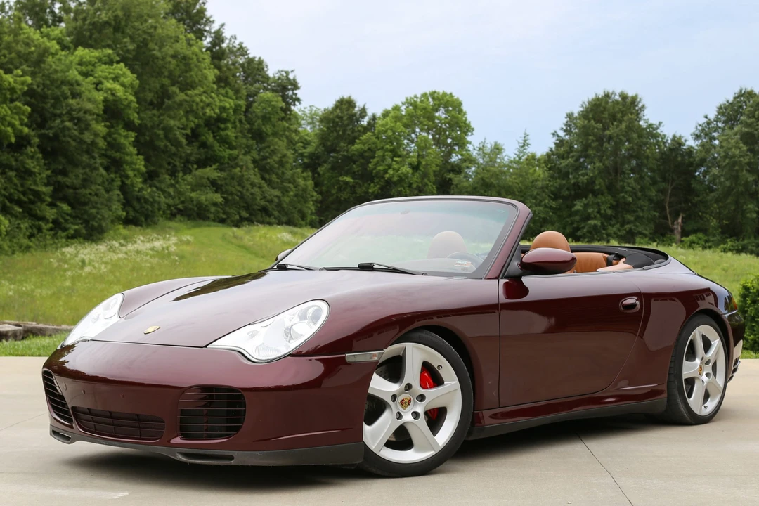 2004 Porsche 911 - Image 11 of 31