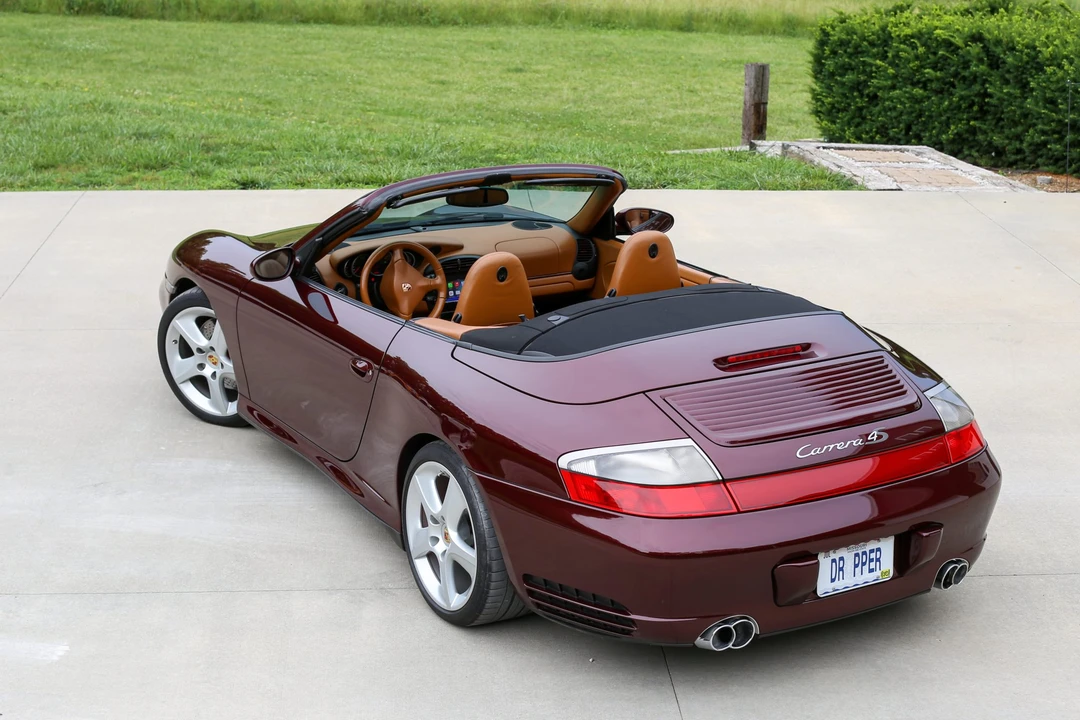 2004 Porsche 911 - Image 27 of 31