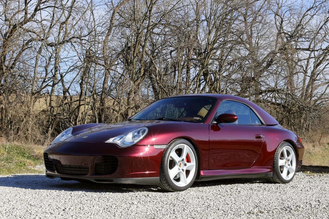 2004 Porsche 911 - Image 16 of 31