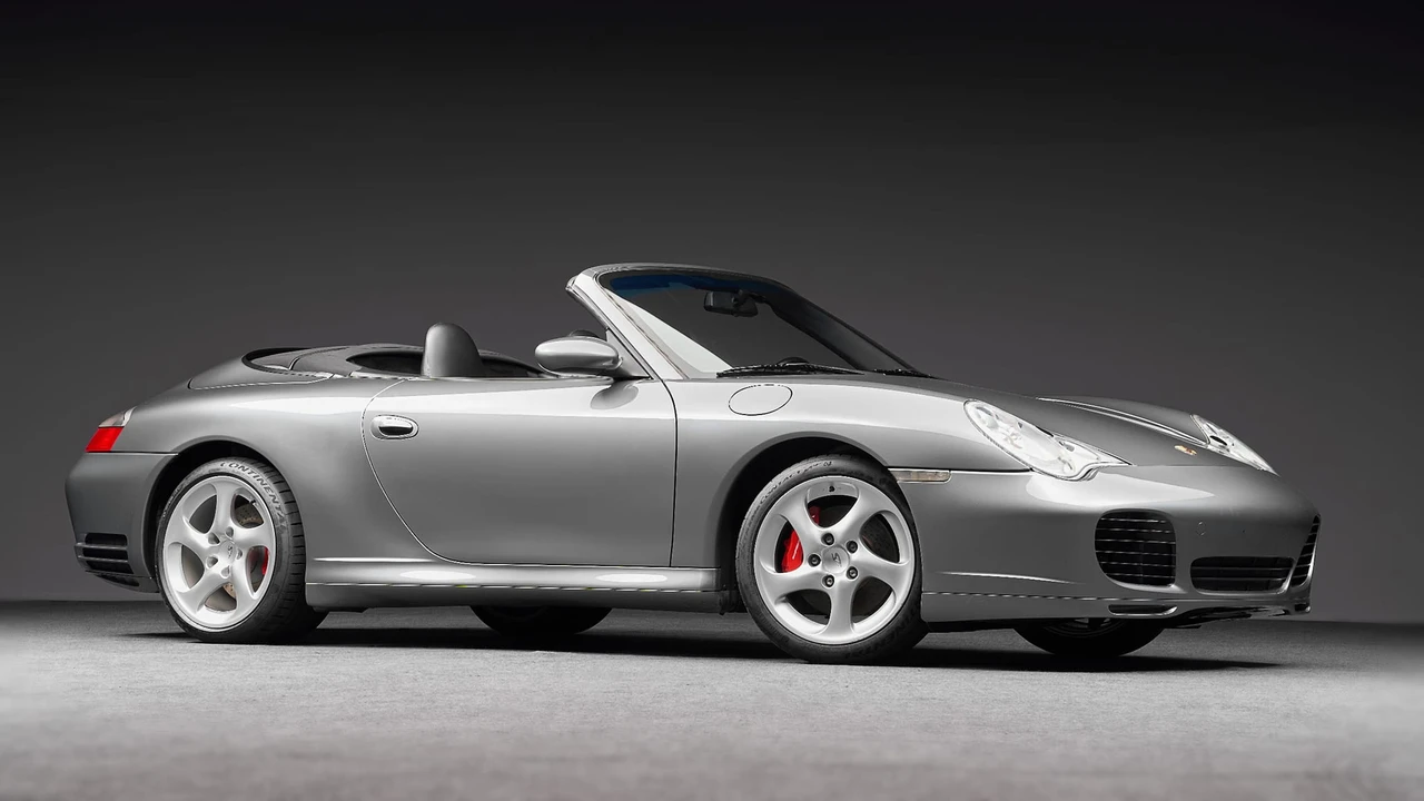 2004 Porsche 996 Carrera 4S - Image 10 of 31