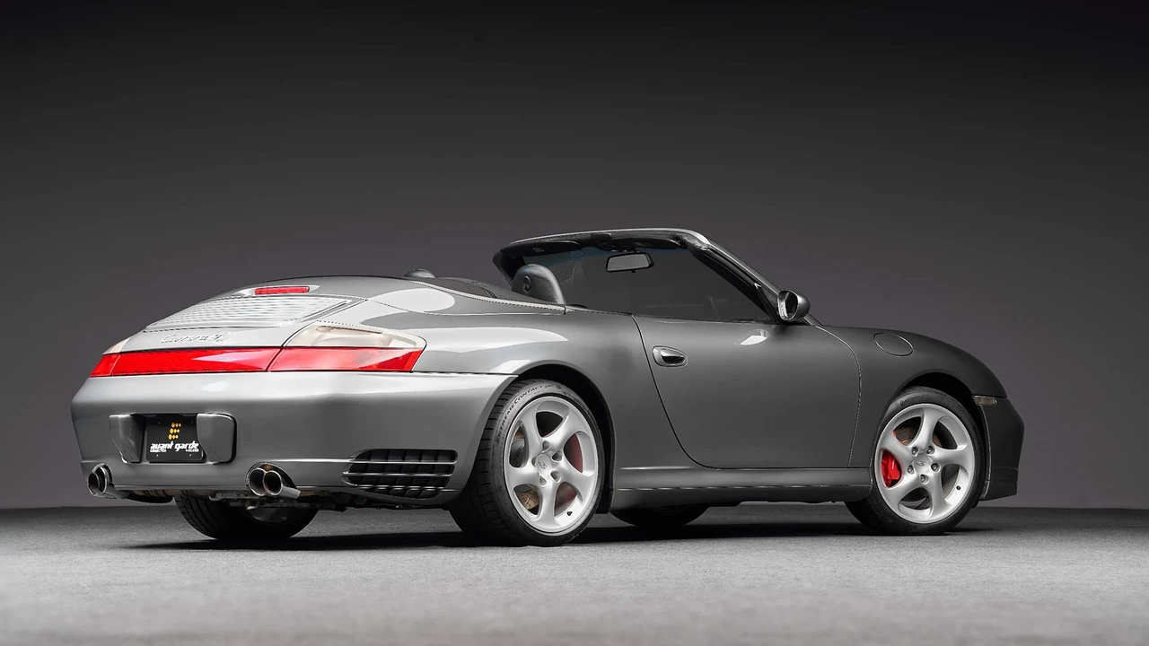 2004 Porsche 996 Carrera 4S - Image 13 of 31