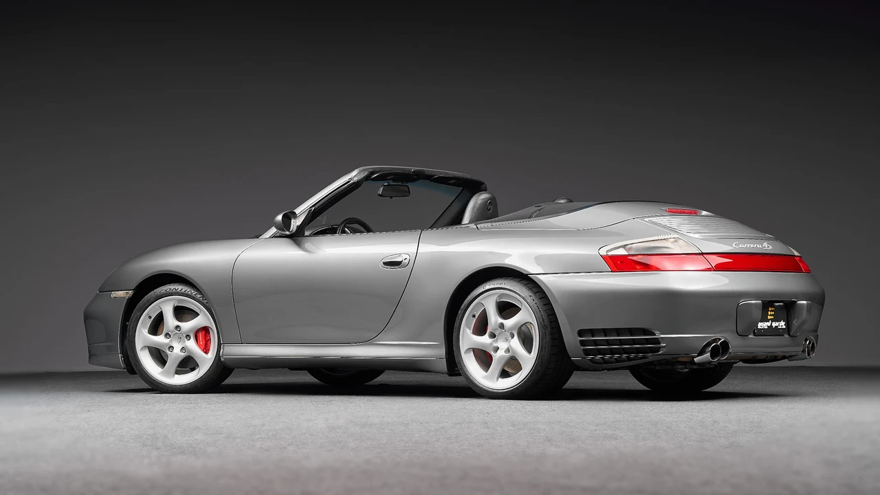 2004 Porsche 996 Carrera 4S - Image 18 of 31