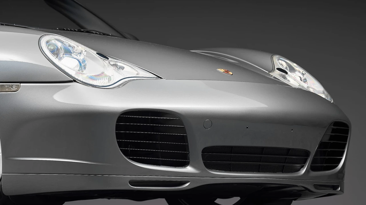 2004 Porsche 996 Carrera 4S - Image 26 of 31