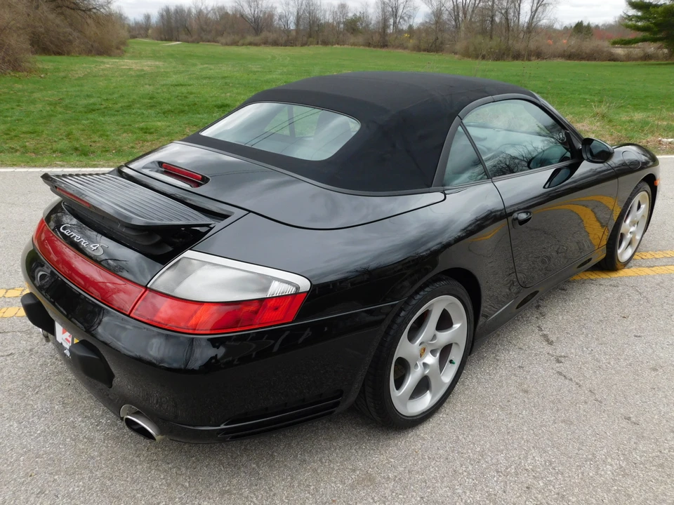 2004 Porsche 996 Carrera 4S - Image 10 of 31