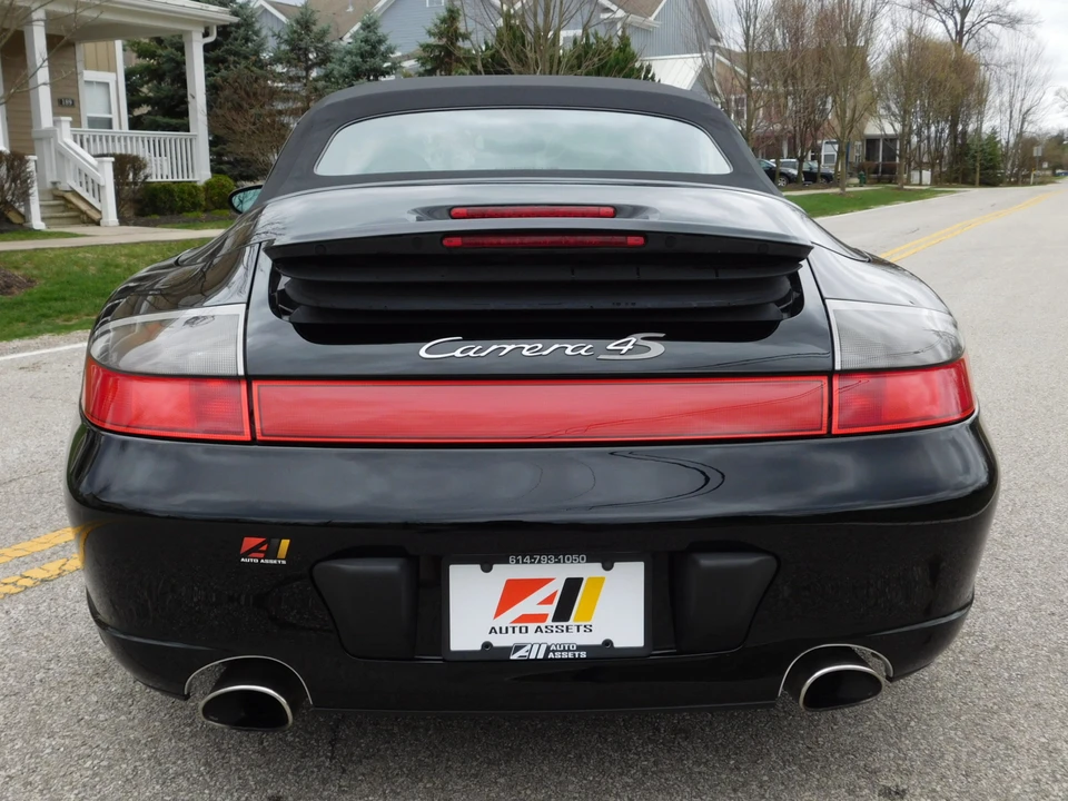 2004 Porsche 996 Carrera 4S - Image 11 of 31