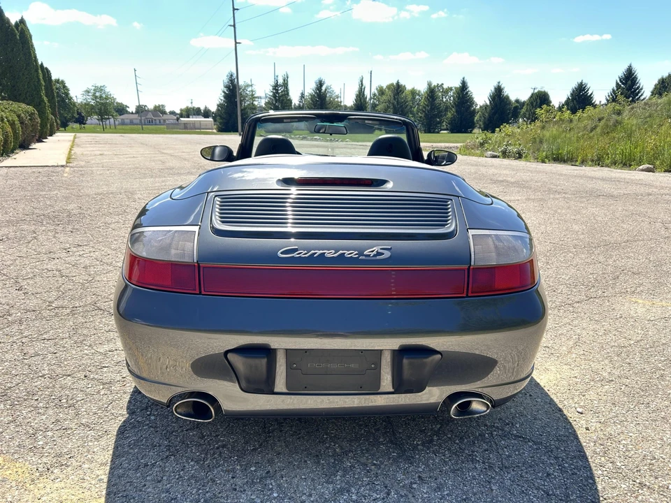 2004 Porsche 996 Carrera 4S - Image 25 of 31