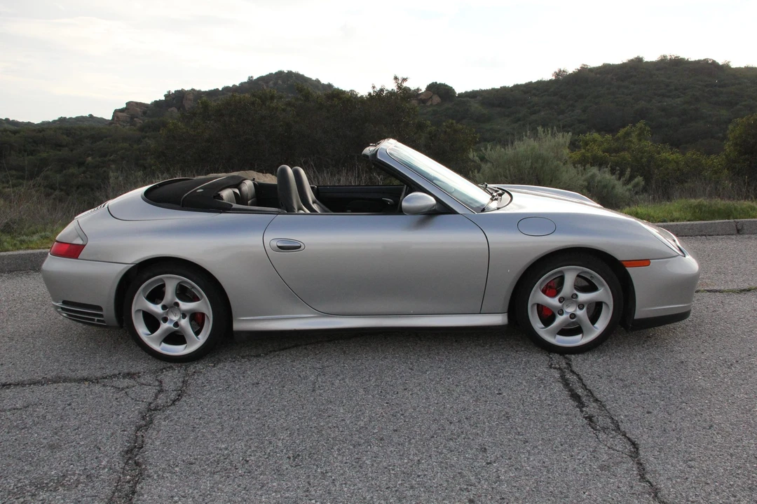 2004 Porsche 996 Carrera 4S - Image 10 of 31