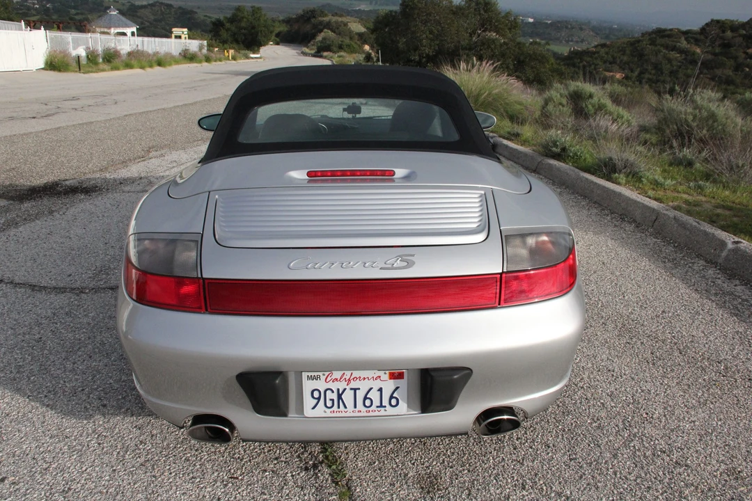 2004 Porsche 996 Carrera 4S - Image 25 of 31