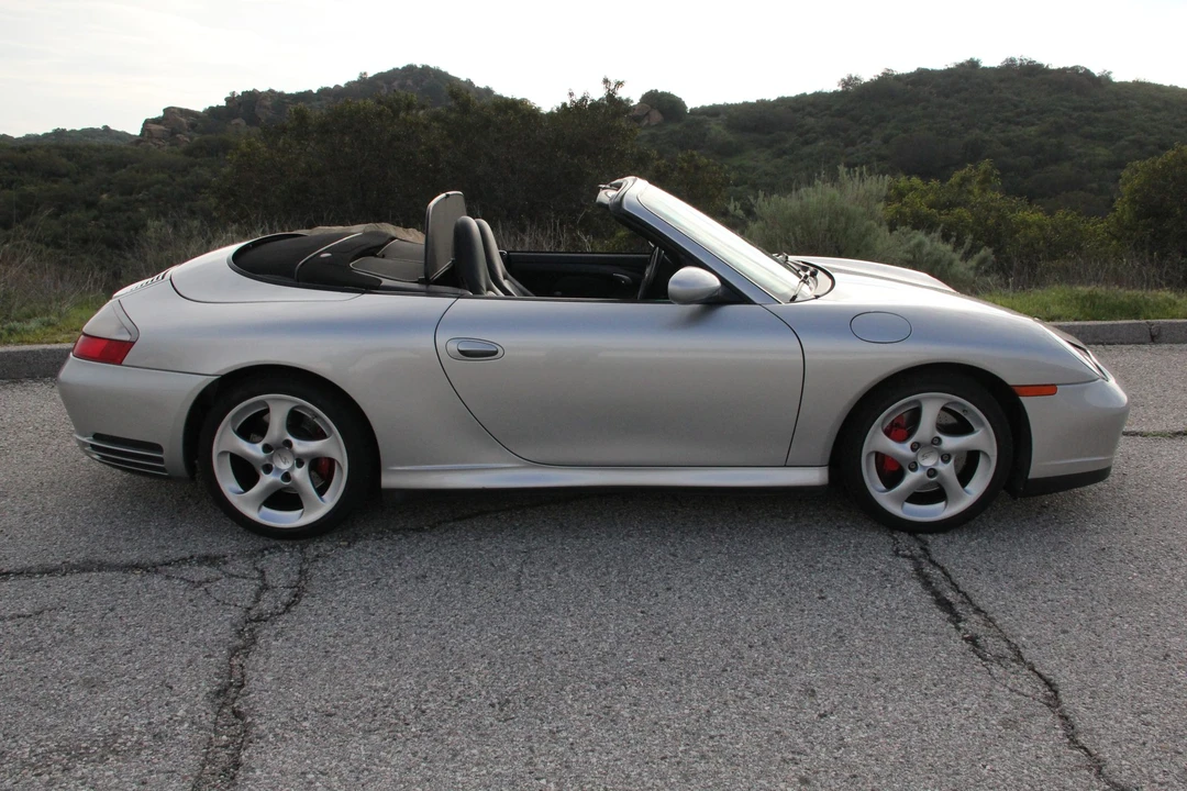 2004 Porsche 996 Carrera 4S - Image 11 of 31