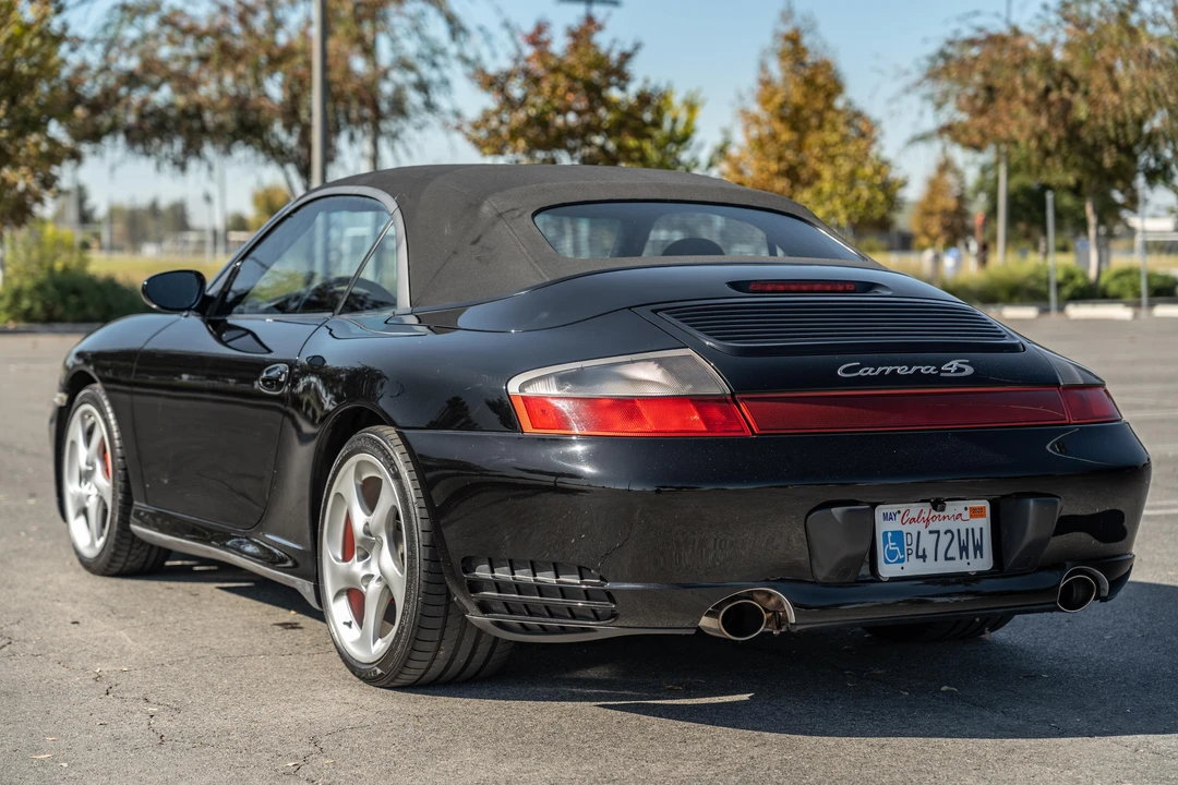 2004 Porsche 996 Carrera 4S - Image 9 of 31