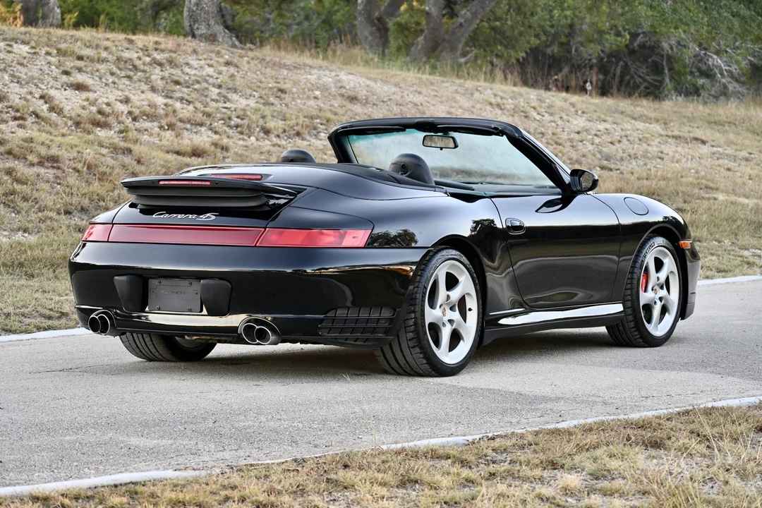 2004 Porsche 996 Carrera 4S - Image 9 of 31