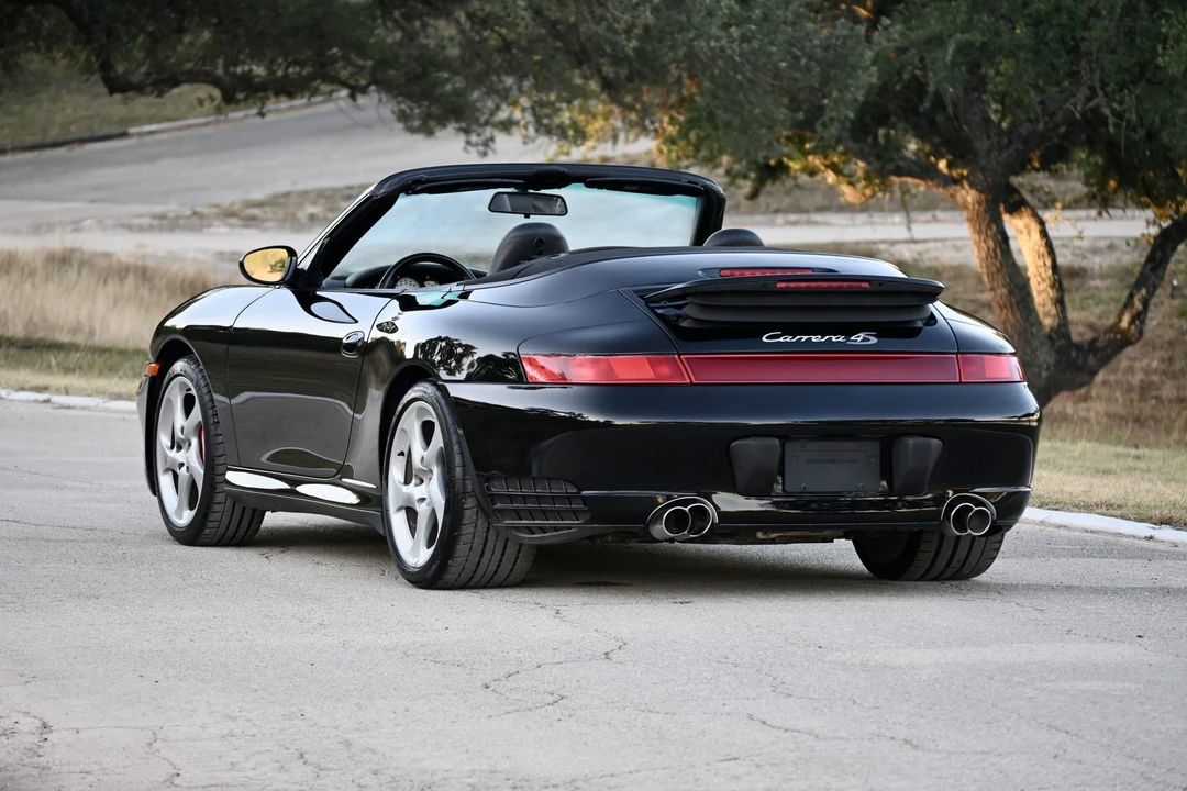 2004 Porsche 996 Carrera 4S - Image 12 of 31