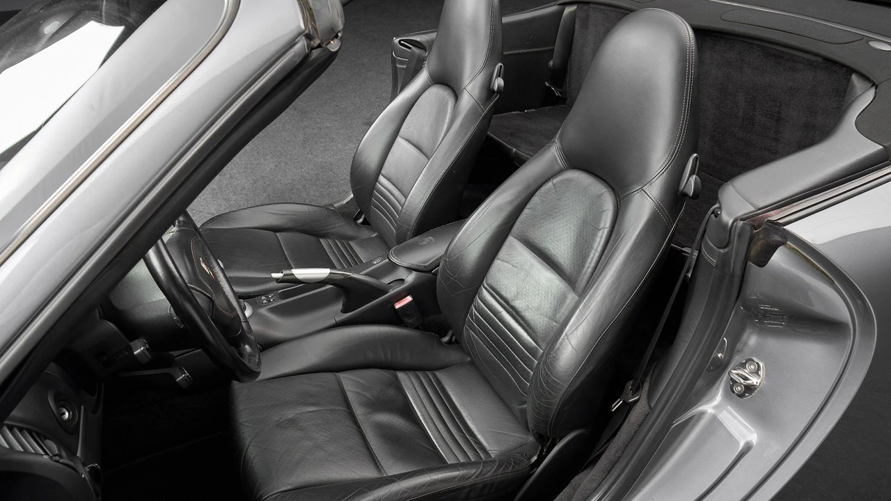 2004 Porsche 996 Carrera 4S - Image 13 of 16