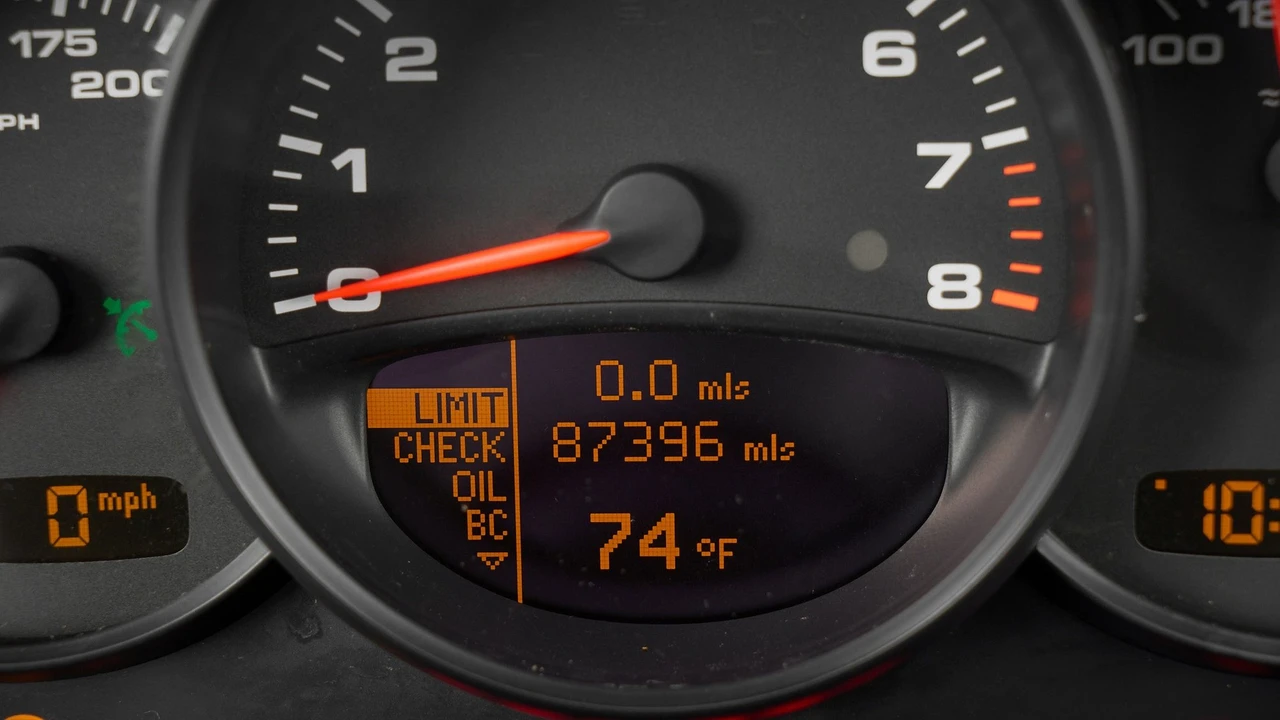 2004 Porsche 996 Carrera 4S - Image 11 of 16