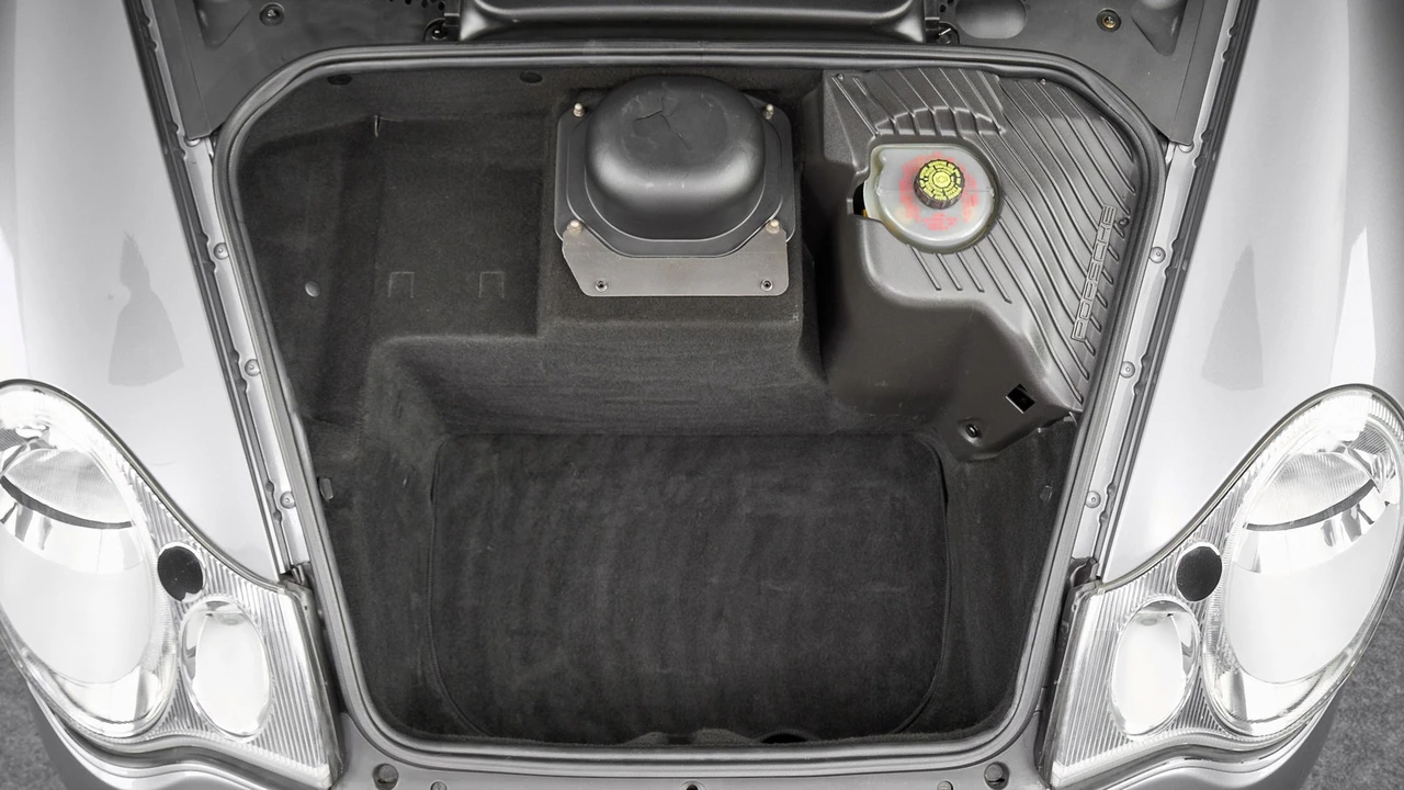 2004 Porsche 996 Carrera 4S - Image 15 of 16