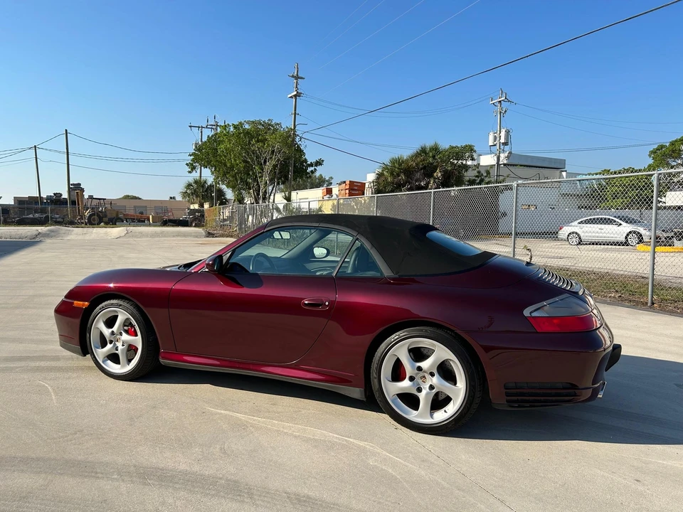 2004 Porsche 996 Carrera 4S - Image 27 of 31