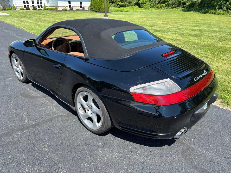 2004 Porsche 996 Carrera 4S - Image 19 of 31