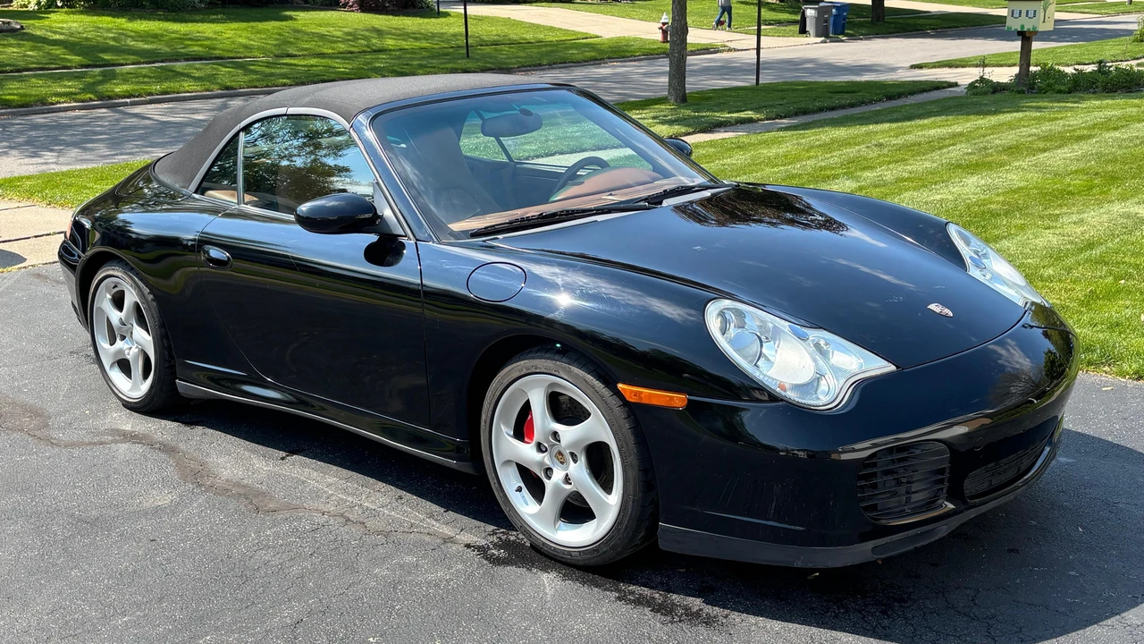 2004 Porsche 996 Carrera 4S - Image 24 of 31