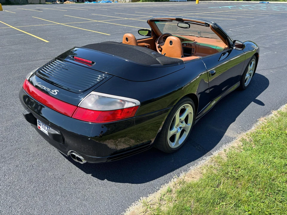 2004 Porsche 996 Carrera 4S - Image 10 of 31