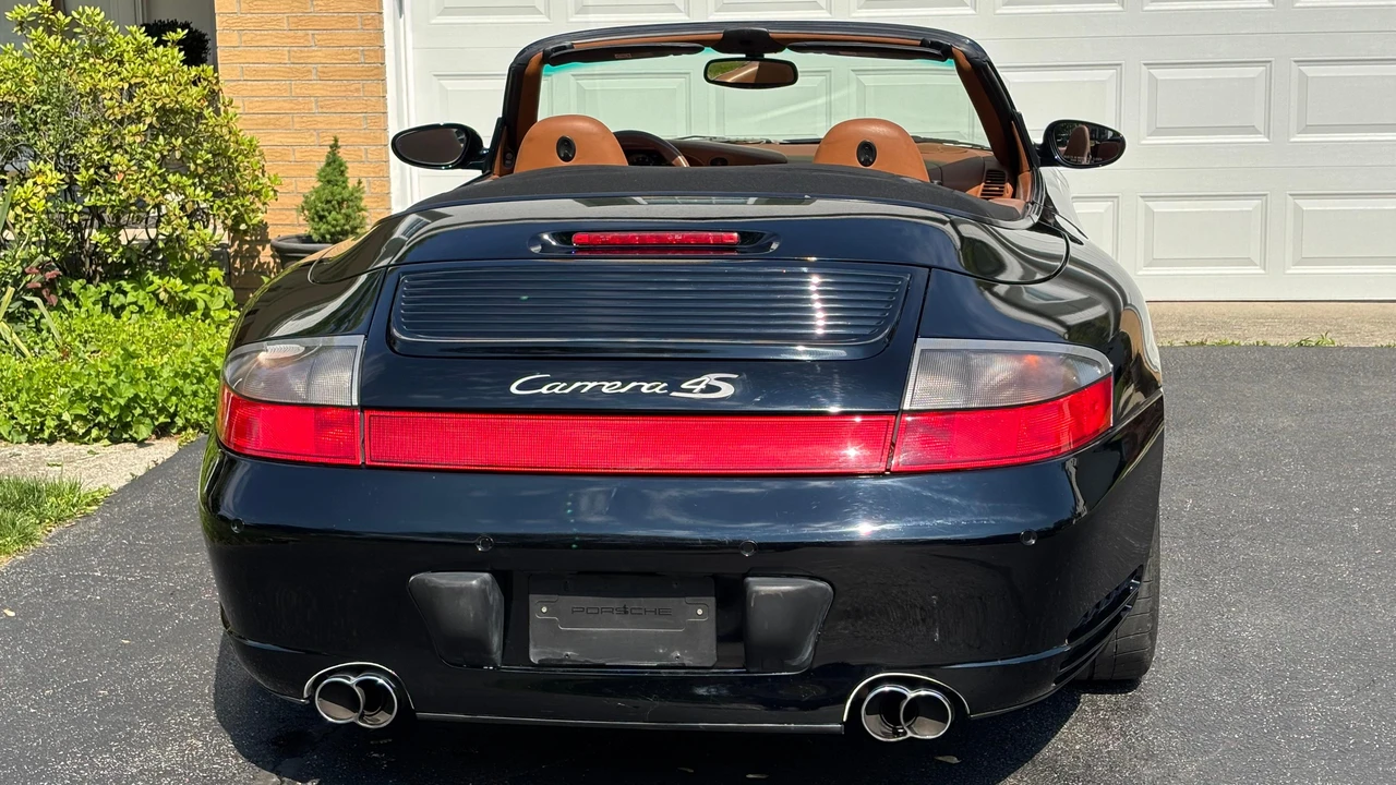 2004 Porsche 996 Carrera 4S - Image 9 of 31