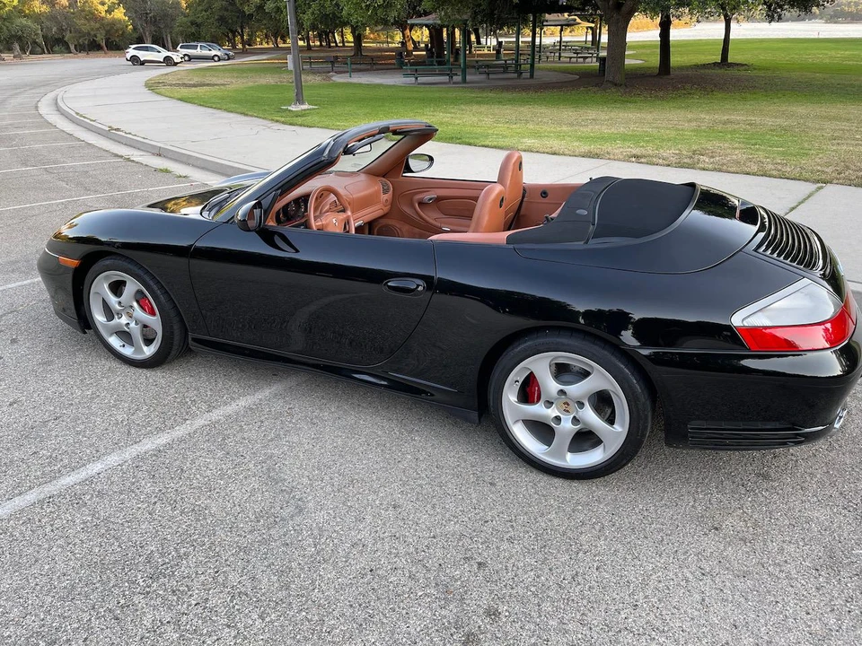 2004 Porsche 996 Carrera 4S - Image 11 of 31