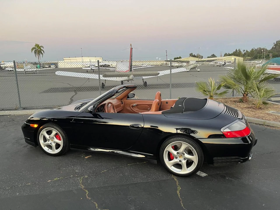 2004 Porsche 996 Carrera 4S - Image 12 of 31