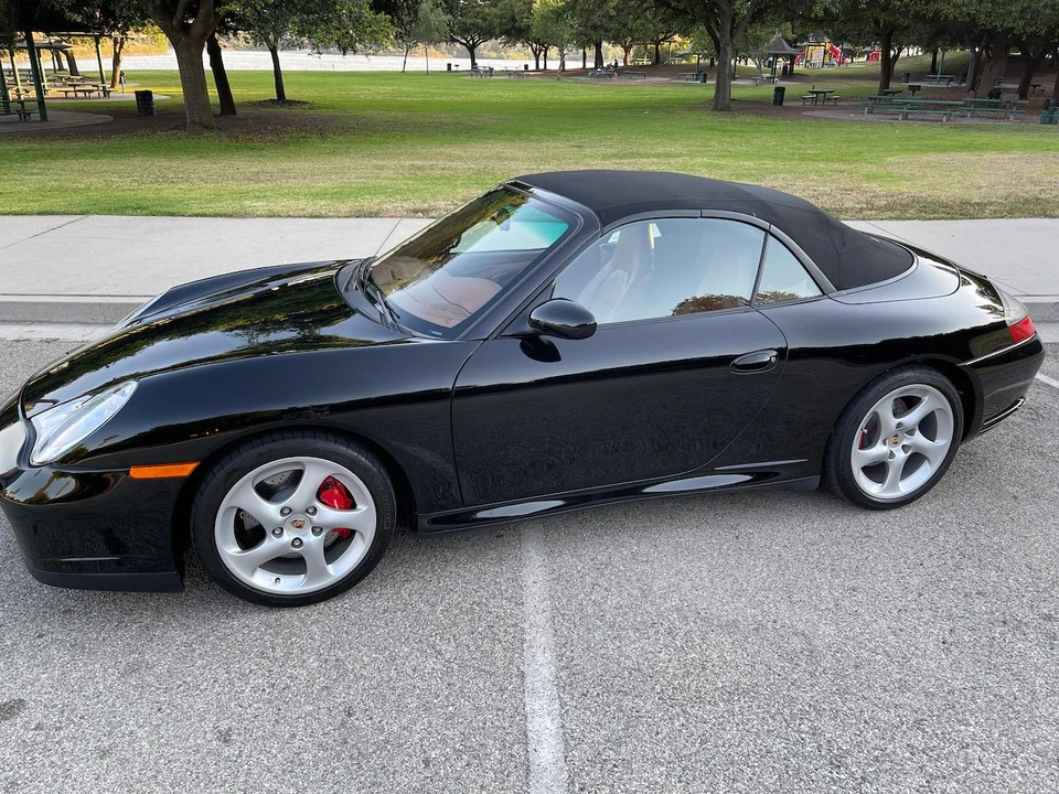 2004 Porsche 996 Carrera 4S - Image 27 of 31