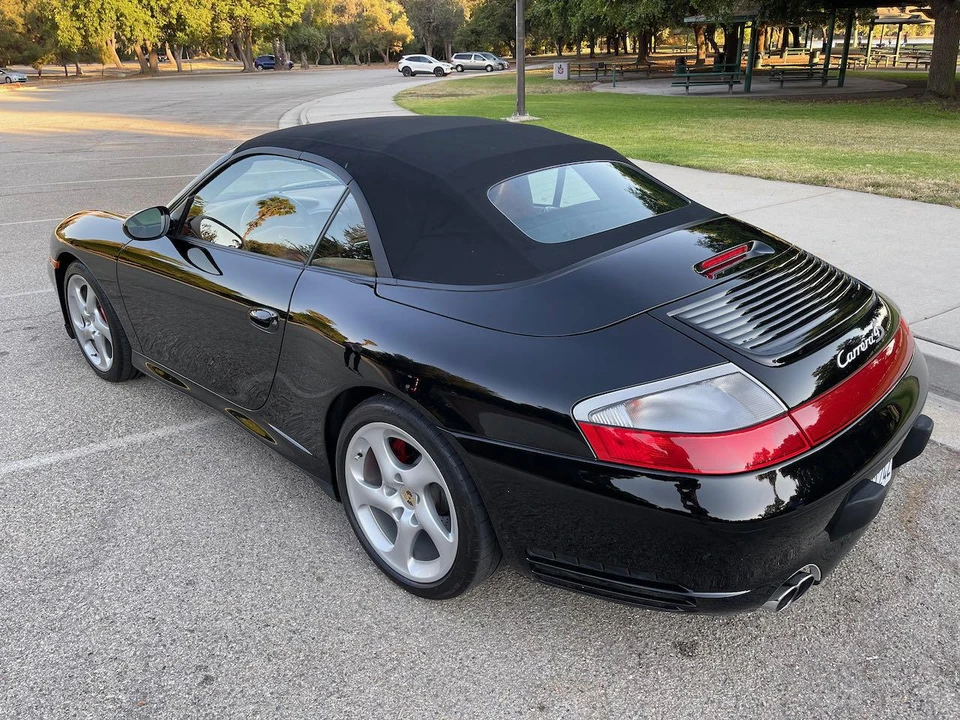 2004 Porsche 996 Carrera 4S - Image 14 of 31
