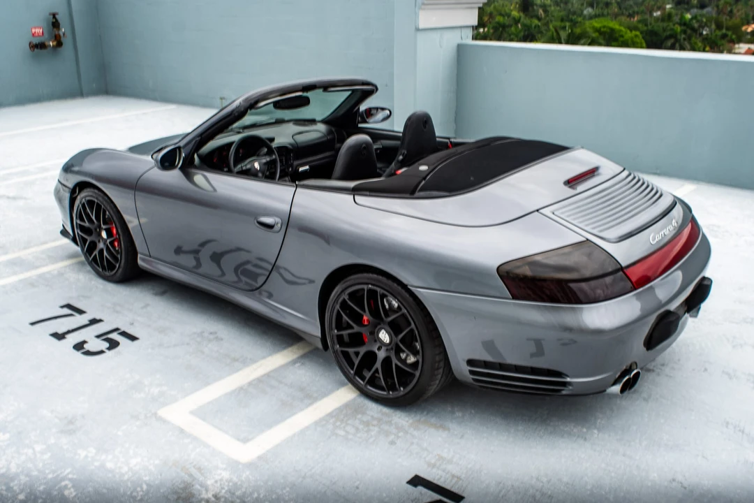 2004 Porsche 996 Carrera 4S - Image 19 of 31