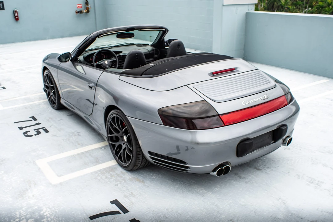 2004 Porsche 996 Carrera 4S - Image 17 of 31
