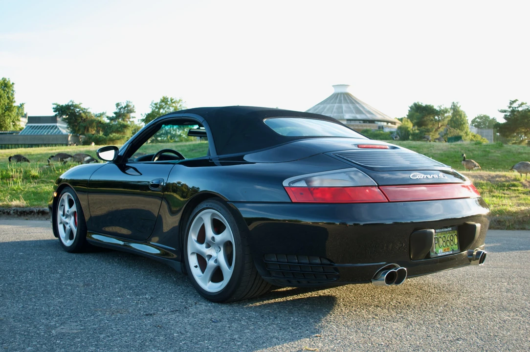 2004 Porsche 996 Carrera 4S - Image 27 of 31