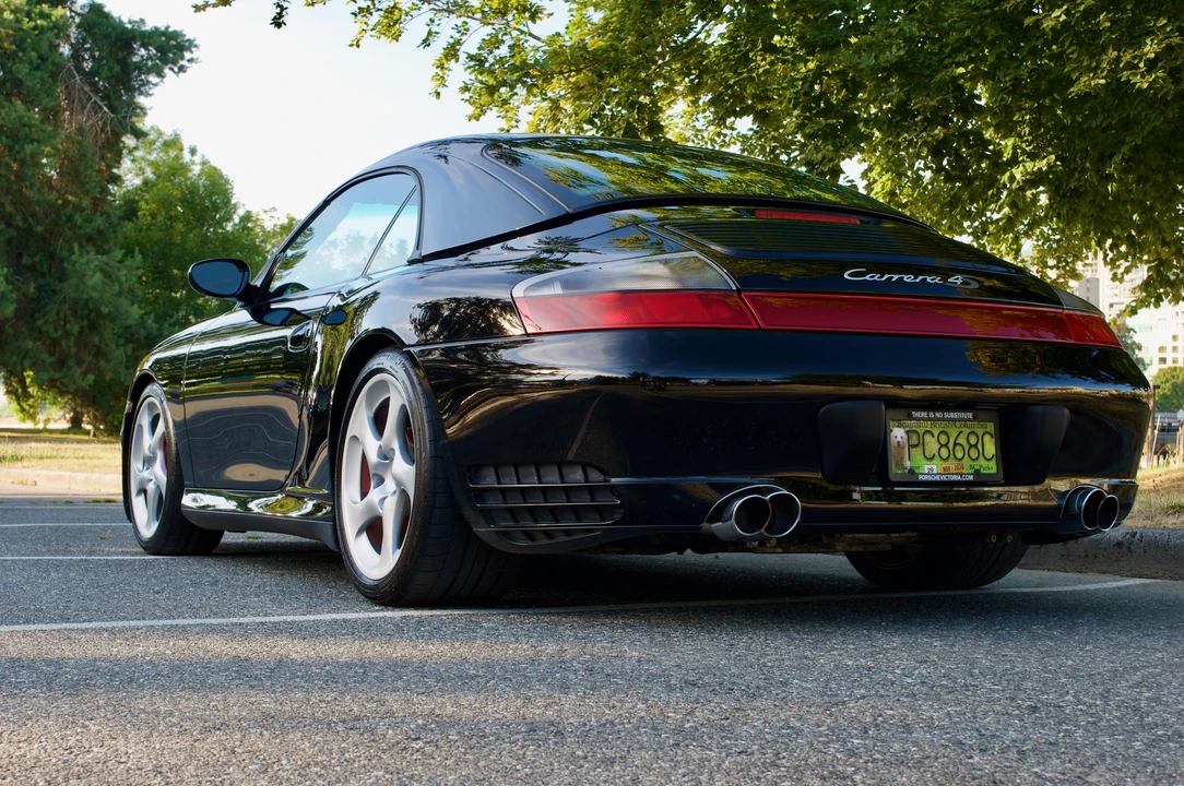 2004 Porsche 996 Carrera 4S - Image 22 of 31